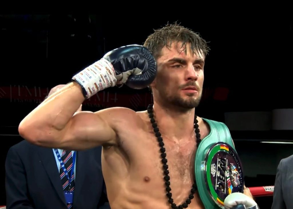 Andrei Dascalu l-a facut KO pe campionul Spaniei si a castigat Centura Internațională WBC Silver
